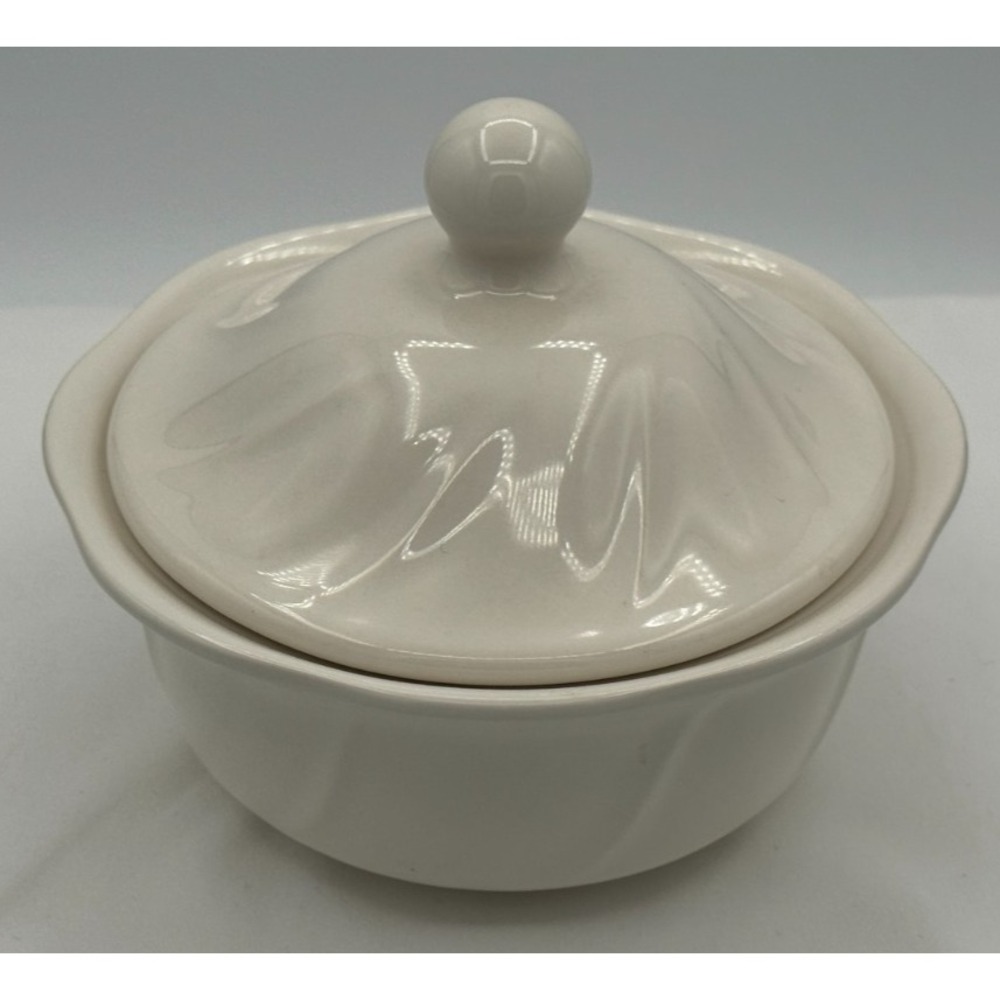 Vintage Pfaltzgraff Stratus Sugar Bowl With Lid - White - USA
